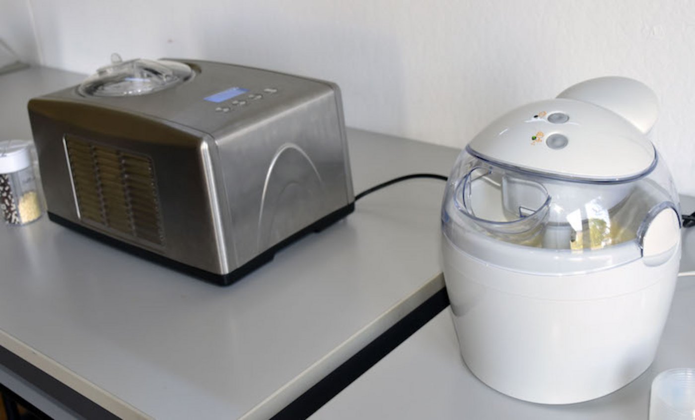 Die Autorin hat verschiedene Glacemaschinen miteinander verglichen. (Bild Agridea)