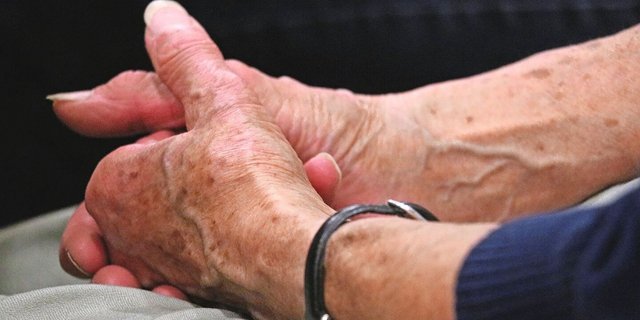 Die Übergebenden sollten sich unter anderem früh genug um ihre Vorsorge kümmern. 