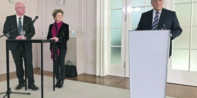 Stabilität trotz Abgängen: Obwohl Bundesrat Schneider-Ammann und BLW-Direktor Lehmann aufhören, dürfte sich am Kurs der Agrarpolitik wenig ändern. Wobei Seco-Direktorin Marie-Gabrielle Ineichen-Fleisch auch noch ein Wort mitzureden hat. (Bild akr)