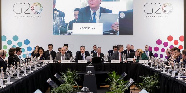 Der argentinische Agrarminister Miguel Etchevehere spricht an der G20-Konferenz zu Kolleginnen und Kollegen. (Bild pd)