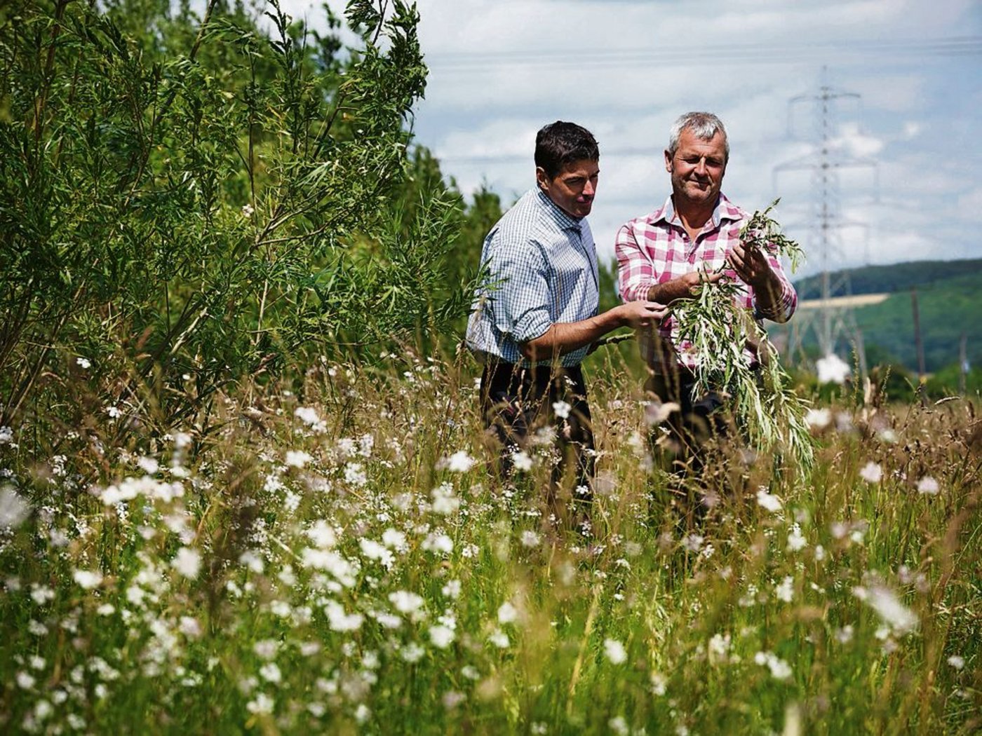 Oftmals ist die Wertschätzung zwischen den Generationen vorhanden. Lediglich mit dem Zeigen beziehungsweise Aussprechen tun sich beide Parteien unnötig schwer. Dabei können wenige Worte oft viel bewirken. (Bild: Keystone) 
