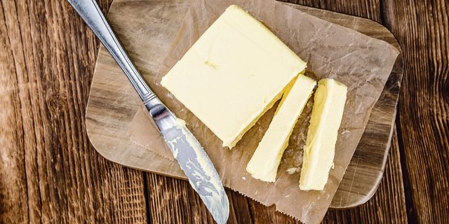 Butter ist und bleibt in der Schweiz ein rares Gut. (Bild Fotolia)