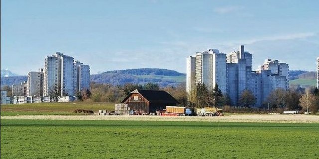 Immer wieder wird Kulturland enteignet. 