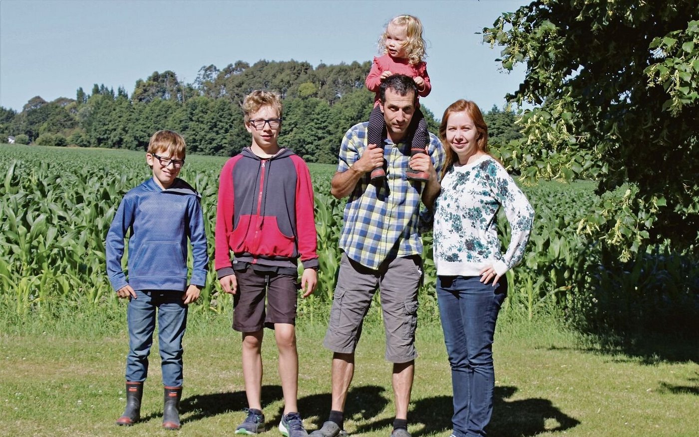 Simon und Rahel Bichsel leben seit sechs Jahren mit den drei Kindern auf einer Farm in Neuseeland. Dort bauen sie unter anderem Süssmais, Kürbisse und Rosenkohl an.