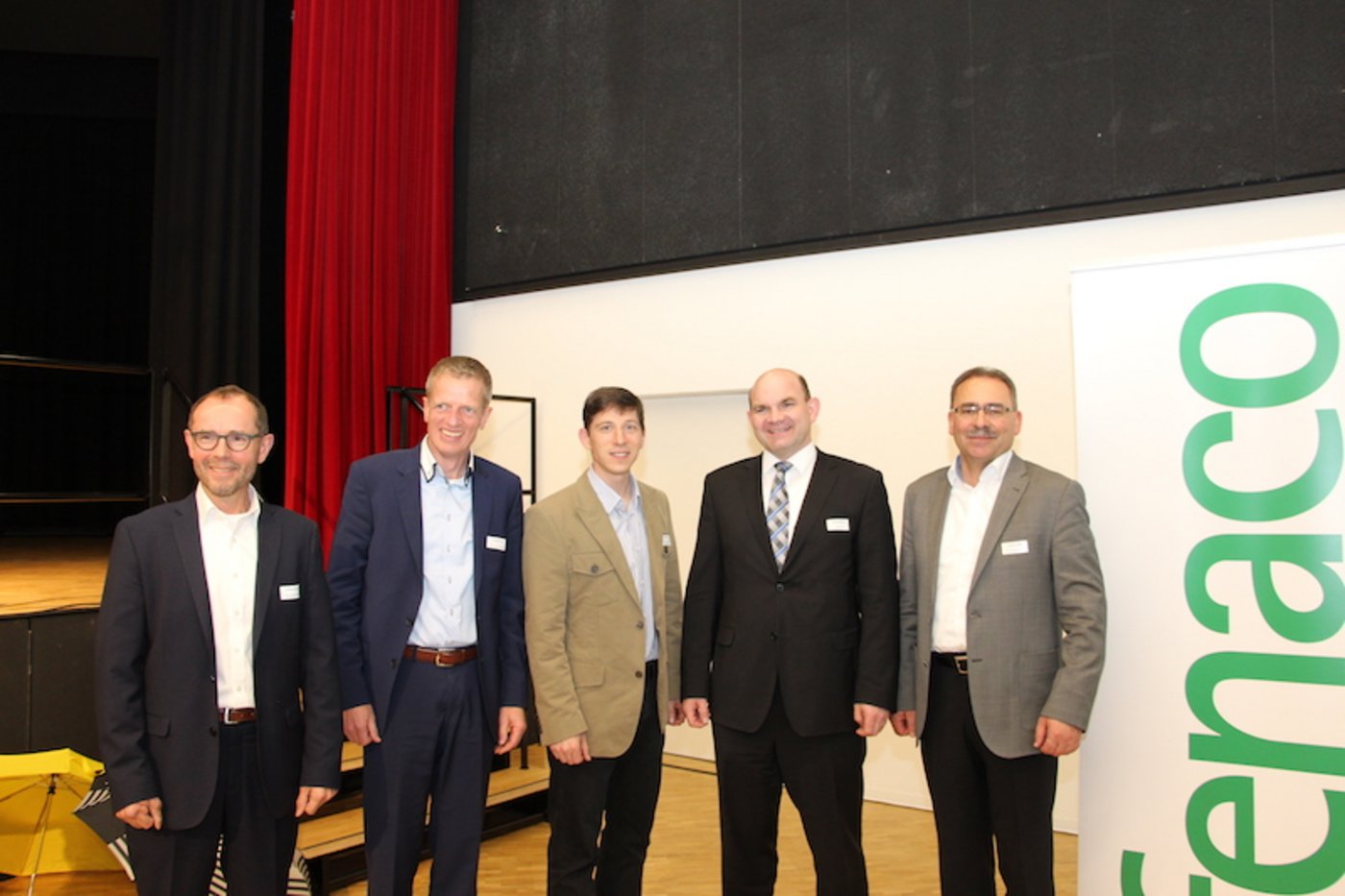 Die Referenten: von Links Fortunat Schmid, Hansjörg Reiss (beide fenaco) Roland Peter von Agroscope, Stephan Scheuner von Swissgranum und Joseph von Rotz von fenaco. (Bild rü)