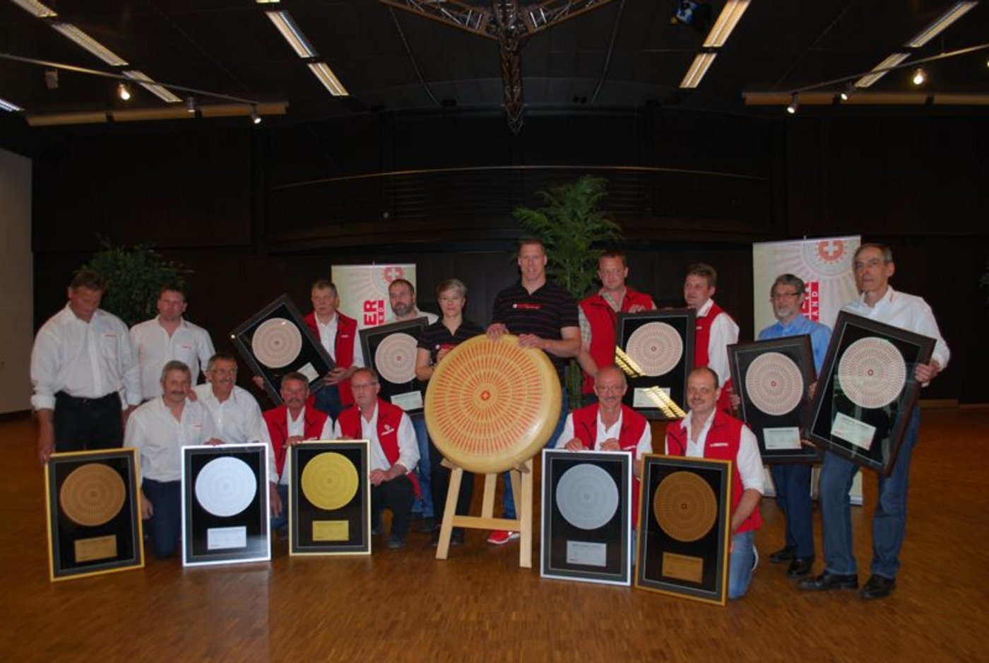 Die besten Käser wurden anlässlich der Delegiertenversammlung ausgezeichnet. (Bilder jsc)