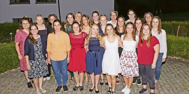 Die Absolventinnen des Vollzeitlehrgangs 2023.