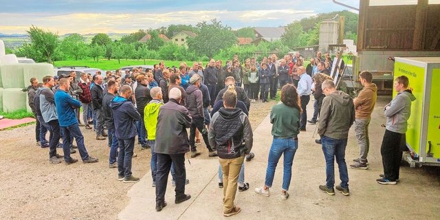 Das Interesse an den diesjährigen Hofgesprächen war gross, die Kombination von Beratungsreferaten und der Präsentation von Betriebsstrategien überzeugte einmal mehr.