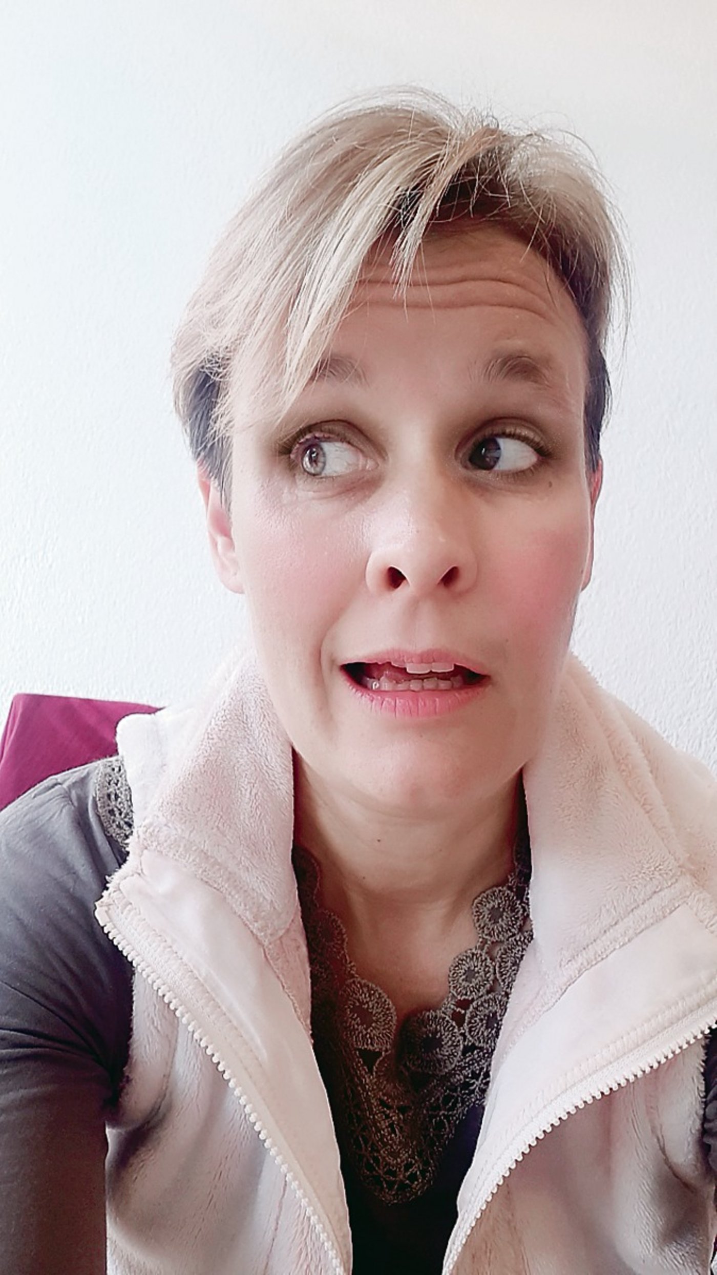 Simone Barth lässt sich über dei Wahlen und noch viel mehr aus. (Bild Selfie)
