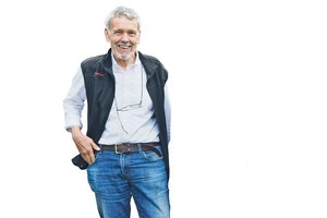 Interview mit Urs Hildebrandt: «Nur guter Kompost nützt dem Boden» Urs Hildebrandt istinternationaler Beraterfür Boden und Kompost. Er führt zusammen mit seiner Frau, Angelika Lübke-Hildebrandt, die Landmanagement AG in Peuerbach (A) und ist Mitinhaber der Bionika AG in Edlibach ZG. (Bild Urs Hildebrandt)