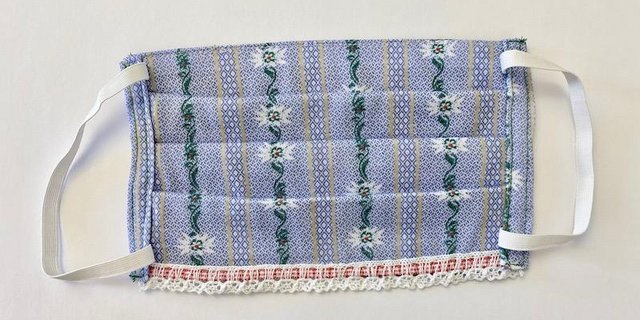 Besonders hübsch sieht eine selbstgemachte Schutzmaske im Edelweiss-Look aus. (Bilder SBV)