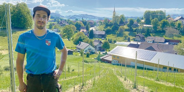 «Es wird kaum ein positiver Punkt über die Landwirtschaft genannt», beobachtet der junge Obstbauer Marco Messerli aus Kirchdorf BE und fragt sich, wer die mit dem Apfelwickler oder Schorf befallenen Äpfel essen würde. (Bilder Sera Hostettler)