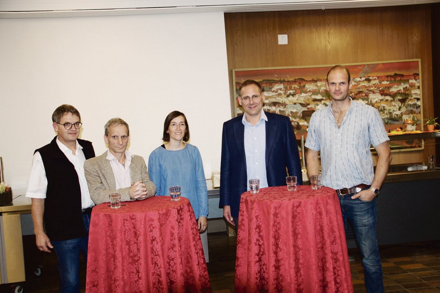 V. l. n. r.: Martin Hirschi interviewte die Runde mit Mathias Binswanger, Barbara Küttel, Beat Bösiger und Stefan Brunner. (Bild Andrea Wyss)