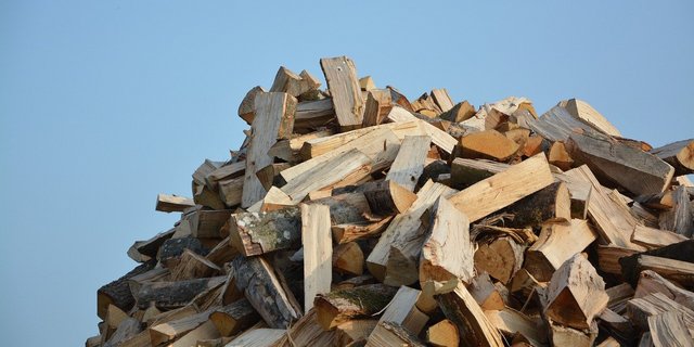 Wer plant, eine Heizung zu ersetzen, sollte sich auf jeden Fall über die Fördermassnahmen im eigenen Kanton informieren. (Bild Pixabay)