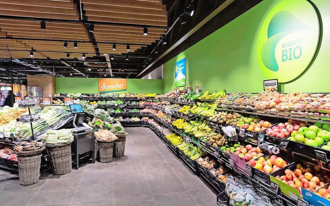 Sind Label in den Ladengestellen der grössten Kundin der Schweizer Landwirtschaft gefährdet? Die jüngste Kommunikation der Migros könnte das vermuten lassen. 