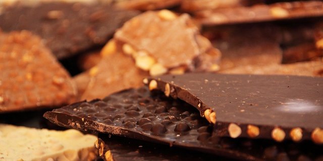 Die Schweizer Schokolade- und Dauerbackwarenhersteller kämpfen weiterhin mit tiefen Exportumsätzen. (Bild Pixabay)