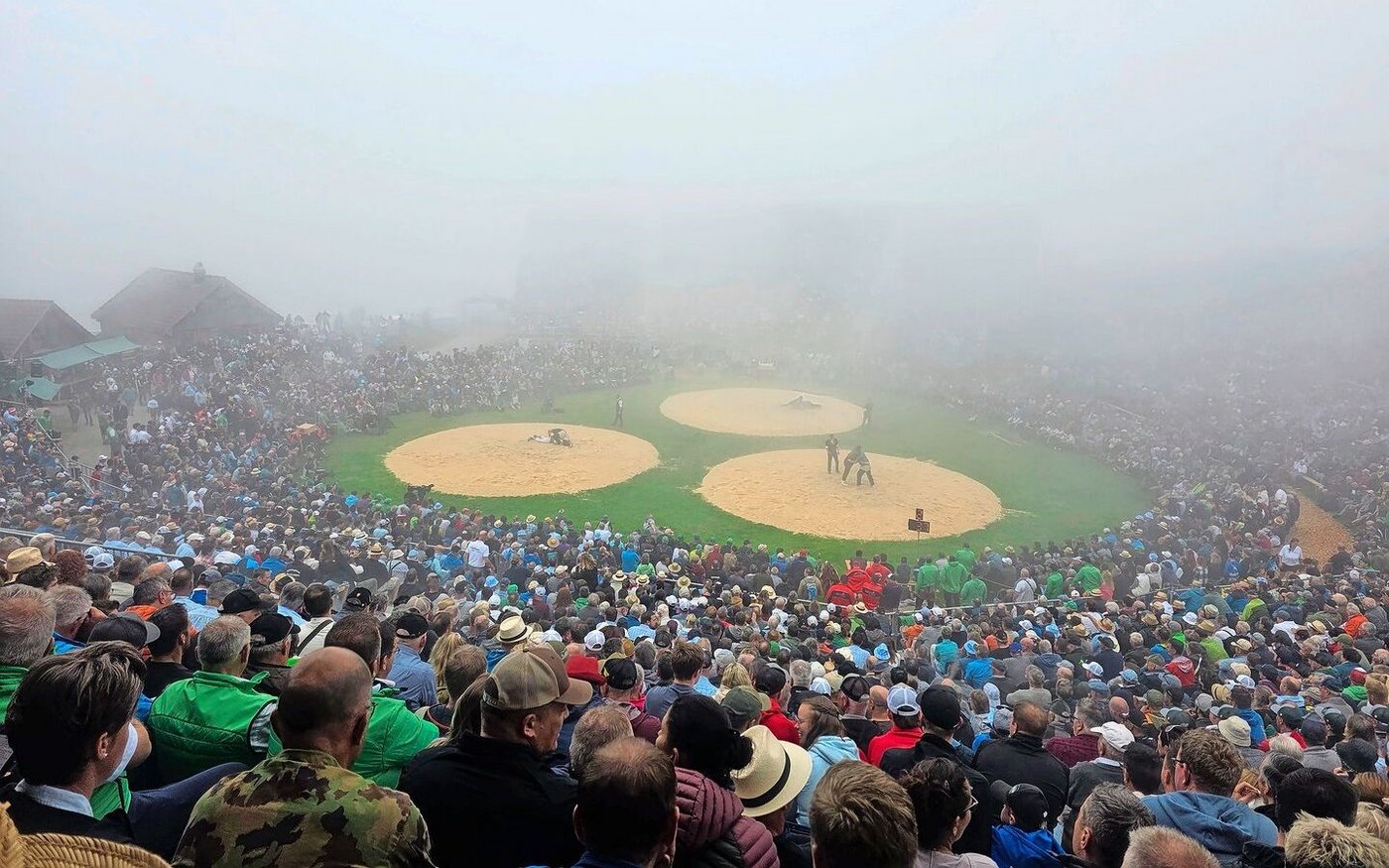 Die Nebel von der Schwägalp: Ein wenig mystisch begann das letzte grosse Fest vor dem ESAF 2025. 