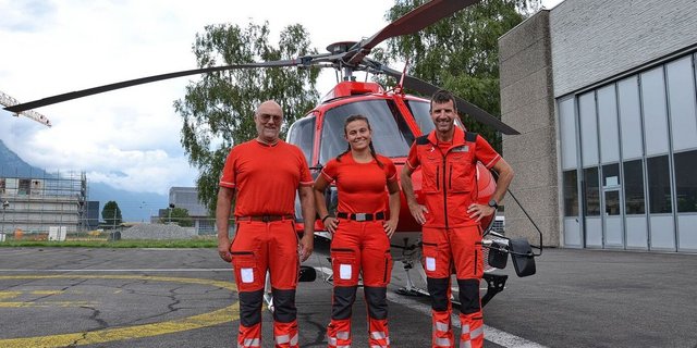 Ein eingespieltes Team in Wilderswil: Flughelfer Robi Hurschler und Anna auf der Maur mit Pilot Bruno Bhend (v.l.n.r).