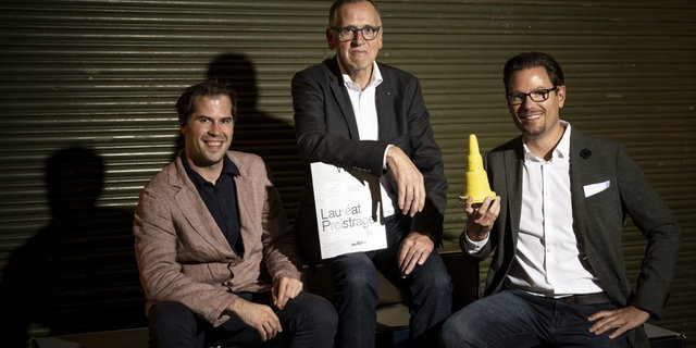 Die Preisträger (v.l.n.r.) Dominik Füglistaller, Hans Haslebacher und Marcel Meister von SwissFlax. (Bild zVg)