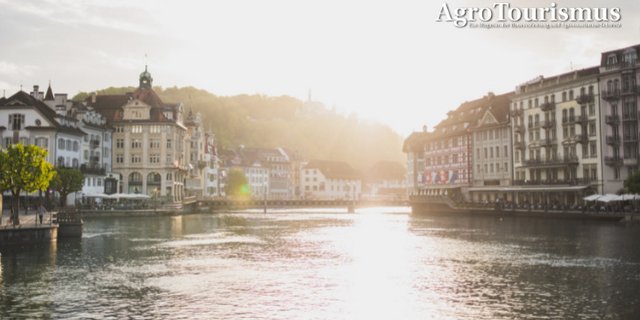 Luzern, die Leuchtenstadt, liegt Mitten im Herzen der Zentralschweiz. (Bild Sandra Stirnimann, www.sandrastirnimann.ch)