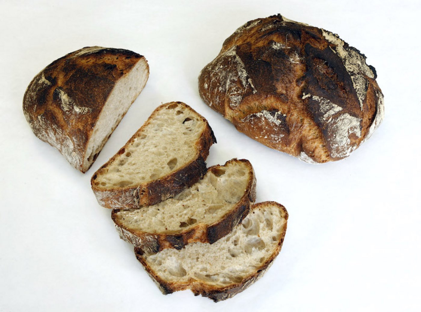 Ideal für Kleinhaushalte: Brot kann scheibenweise tiefgekühlt werden, so kann jeweils die Menge aufgetaut werden, die man essen möchte. (Bild Monika Neidhart)