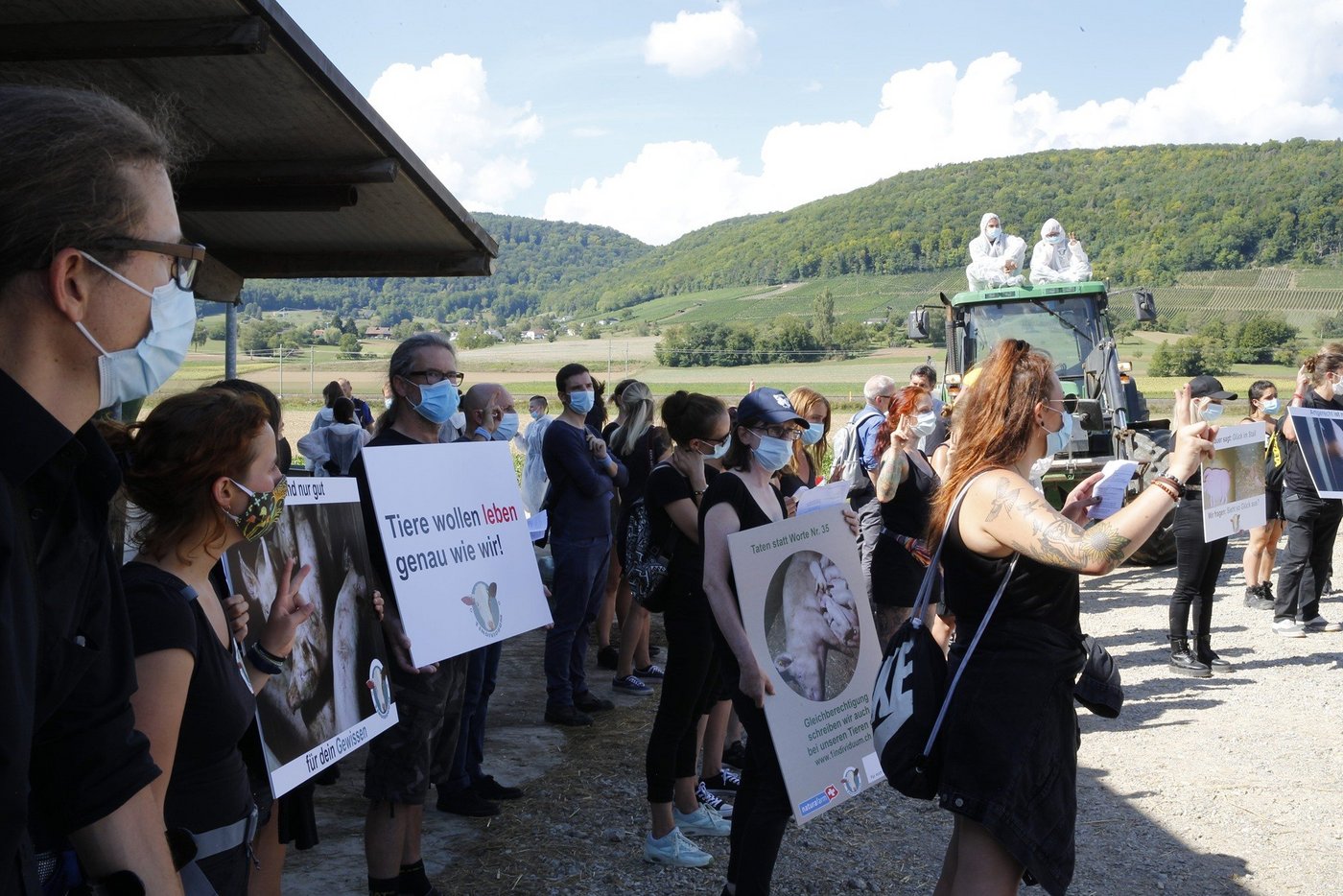 Impression von der Besetzungsaktion von Mitte August in Beringen SH. (Bild 1Individuum/Facebook)
