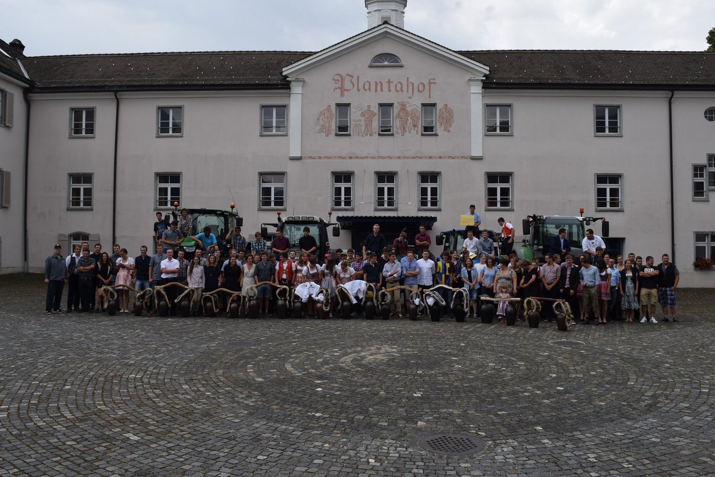 104 Diplome in fünf Lehrgängen wurden am Freitag vergeben. (Bilder Stefanie Giger)