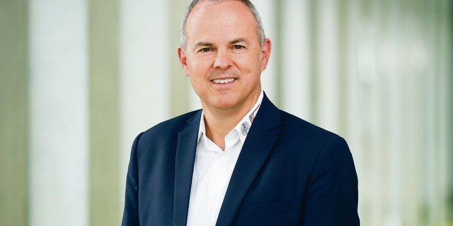 Roman Engeler ist Direktor des Schweizer Verbandes für Landtechnik und Chefredaktor und Verleger der Zeitschrift «Schweizer Landtechnik».