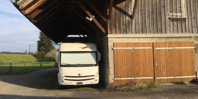 Buchungsplattformen können bei der Vermarktung eines Stellplatz-Angebots helfen, verlangen aber in der Regel auch etwas dafür. (Bild jsc)