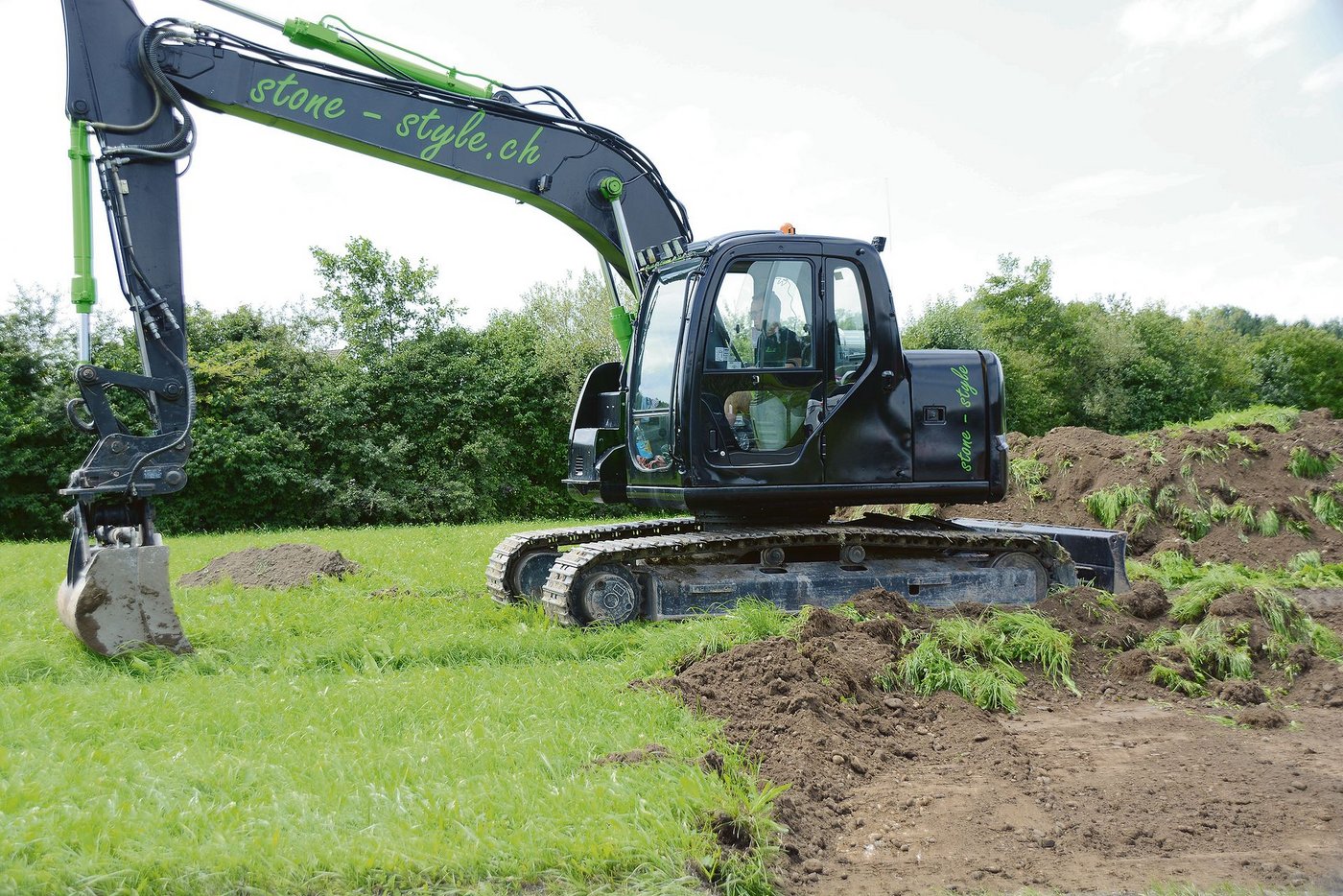 Wenn Kulturland für Strassen benötigt wird, soll das im Kanton Luzern künftig besser bezahlt werden. (Symbolbild Josef Scherer)