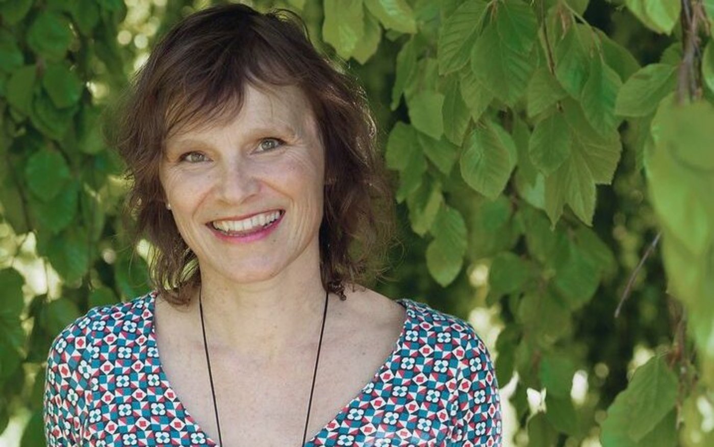 Daniela Schwegler ist eine Schweizer Bestseller-Autorin, bekannt für ihre Bücher voller Porträts. 