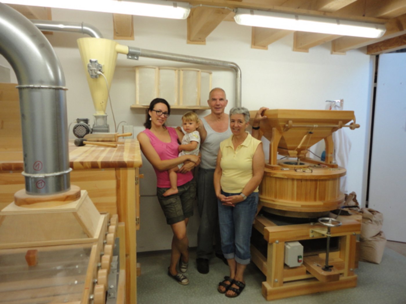 Mittlerweile wird auf dem Betrieb der Familie Thommen auch das Getreide anderer Urdinkel-Produzenten verarbeitet. (Bild SBV)