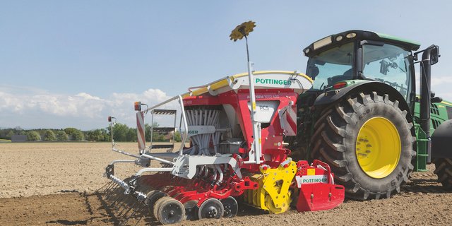 Die Aerosem-Sämaschine von Pöttinger verfügt über Section Control. Bild: zvg