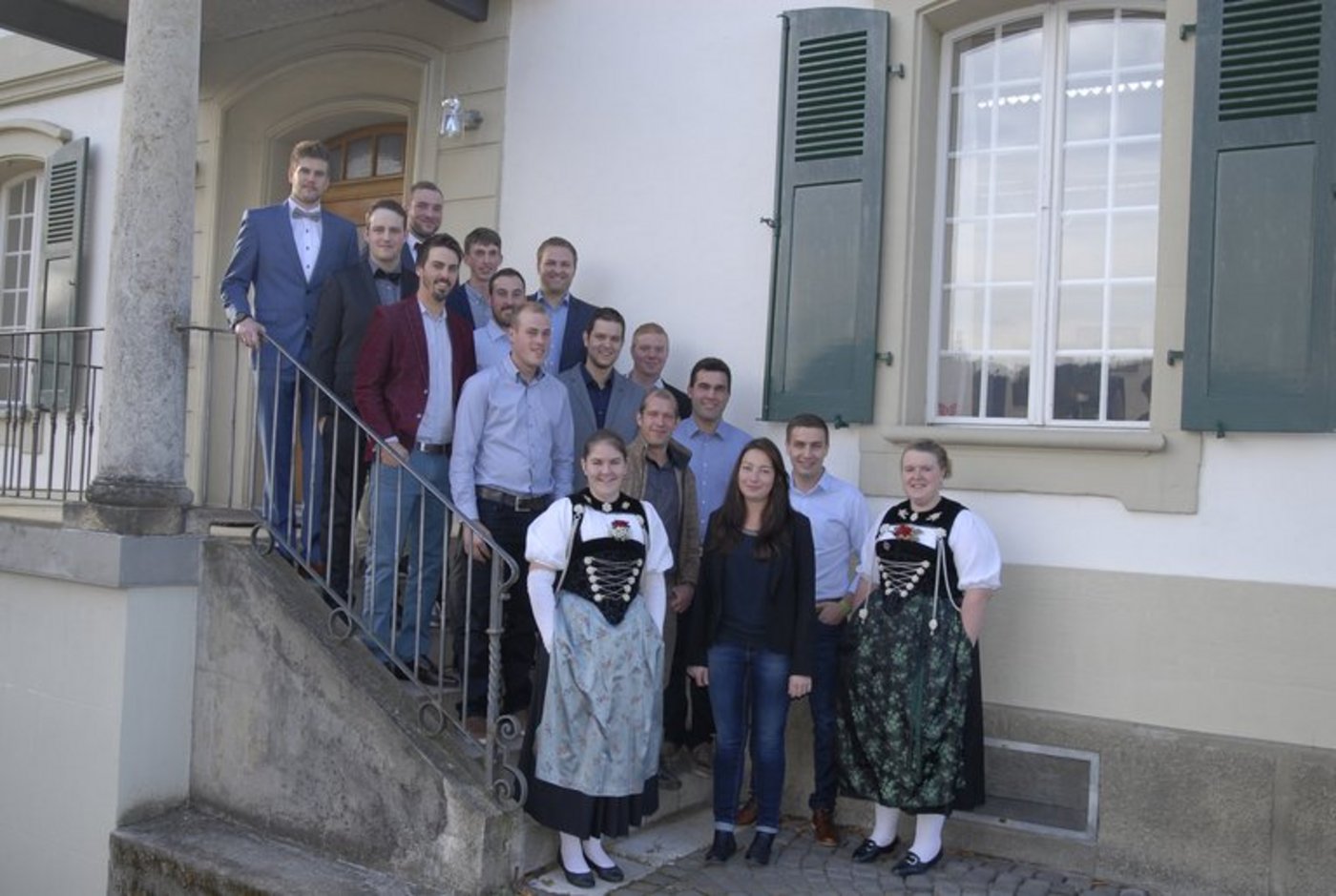 Die frisch Diplomierten Agrotechniker(innen). (Bild Inforama)