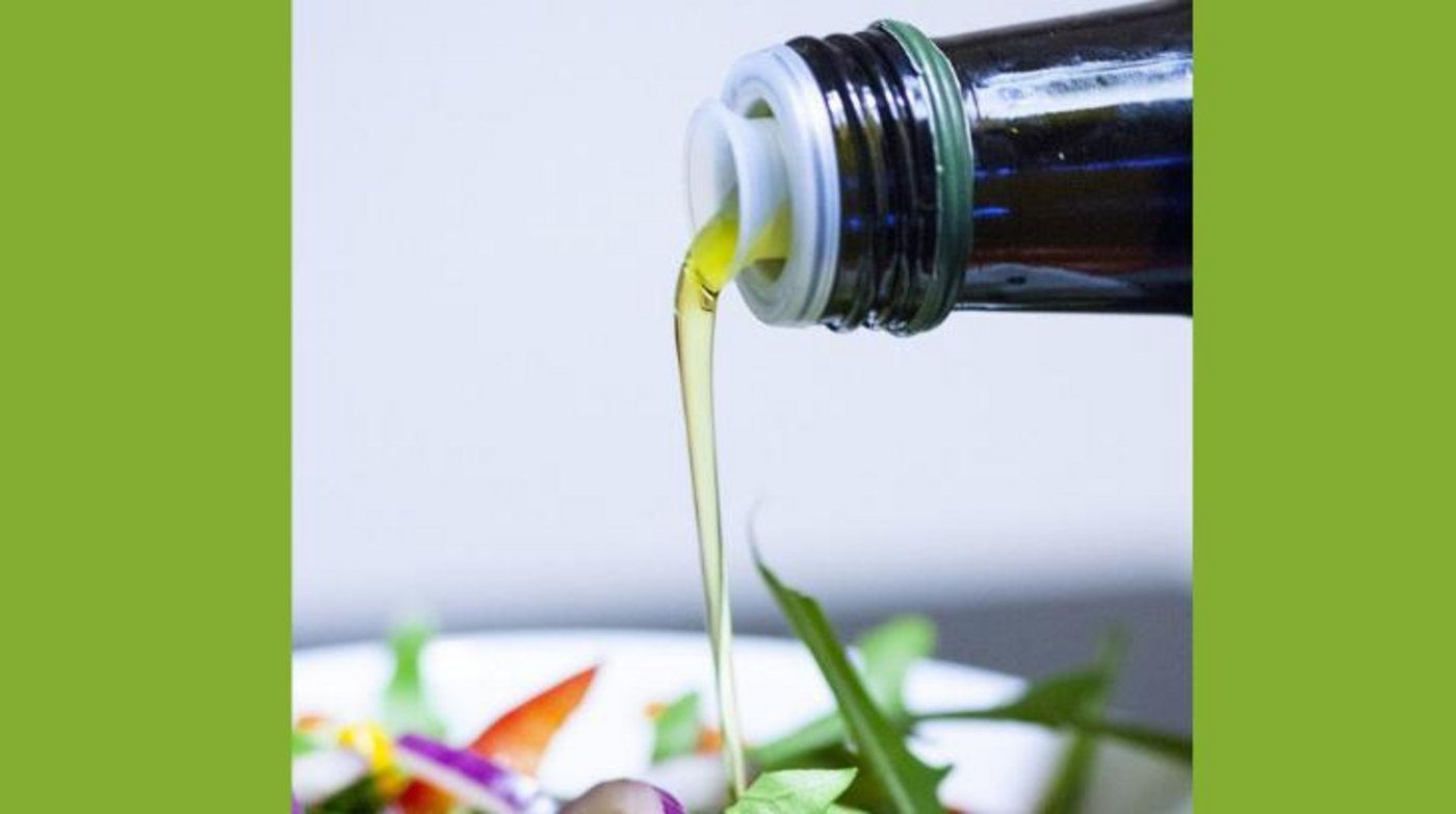 Rapsöl eignet sich für die warme, kalte und heisse Küche, ist einheimisch und wird von Schweizerinnen und Schweizern geschätzt. (Bild Skica91/Pixabay) 