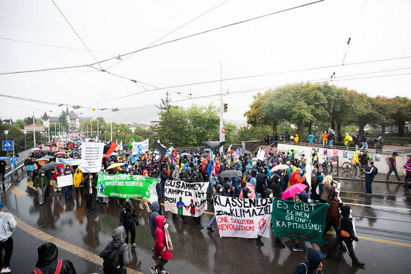 Mit den Aktionen des Klimastreiks, von Extinction Rebellion, dem Collective Climate Justice und dem Collective Break Free können die Jungpolitiker und Junglandwirte nichts anfangen. (Bild Rise up for Change)