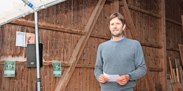Kilian Baumann gilt als der einzige aktive Landwirt, der in Bundesbern links der Mitte politisiert. Das will er auch künftig tun.