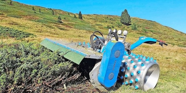 Mulchen wäre effizient – wird aber gerade in naturschützerisch wertvollen Gebieten oft nicht bewilligt