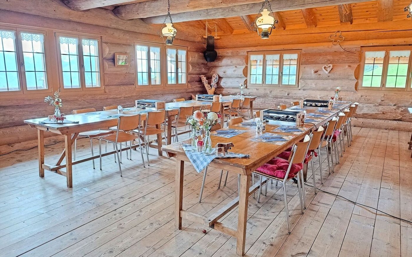 Auf Voranmeldung sind auch Gruppen willkommen.