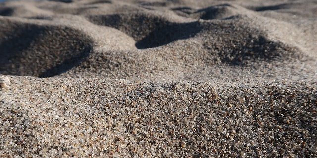 Silicium wird aus Quarzsand gewonnen und ist ein häufiger Stoff. Er könnte den Phosphordünger ersetzen. (Bild Pixabay)