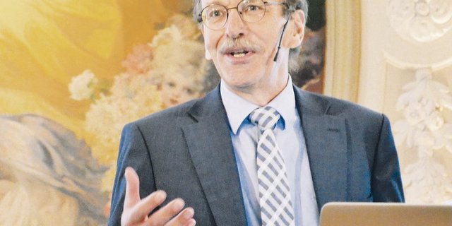 Manfred Bötsch ist ein erfahrener Fachmann, wenn es ums Thema Nachhaltigkeit geht. Eines seiner Projekte als BLW-Direktor war die Aufgleisung der Agrarpolitik 2014 – 2017. (Bild Jasmine Baumann)