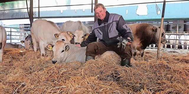 Der Solothurner Landwirt wünscht sich vom BLW mehr Unterstützung in der Information der Konsumenten und mehr Austausch.