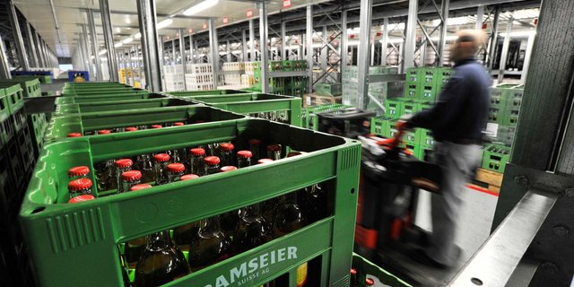 Die Ramseier Suisse AG verarbeitet und veredelt rund 60 Prozent der gesamten jährlichen Mostobsternte. (Bild Ramseier) 
