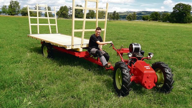 Levin Muff begeisterte sich schon früh für Landmaschinen. Im August beginnt er die Lehre als Landmaschinenmechaniker. (Bild zVg)
