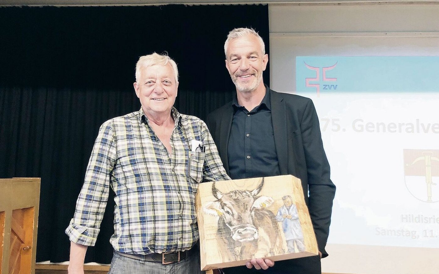 Präsident Thomas Achermann (rechts) verabschiedete Franz Schurtenberger nach 20 Jahren im Vorstand.