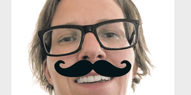 Redaktorin Esther Thalmann bekommt die Meinung der Frauen zu hören, auf das Bild muss dann aber doch der Mann. (Bild Selfie) 