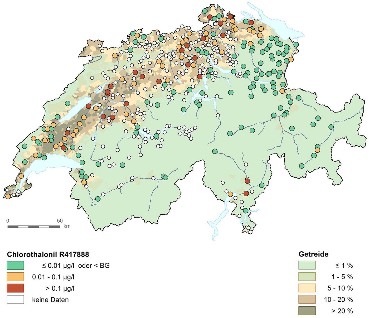 Maximalwert pro NAQUA-Messstelle. BG: Analytische Bestimmungsgrenze. Die Karte zeigt auf Grundlage der Ergebnisse von etwa 200 Messstellen (Pilotstudie 2017/2018 und Langzeitmonitoring 2018) eine weiträumige Verbreitung von Chlorothalonil R417888 im Grundwasser des Mittellandes und einiger grosser Talebenen. (Karten Bafu)