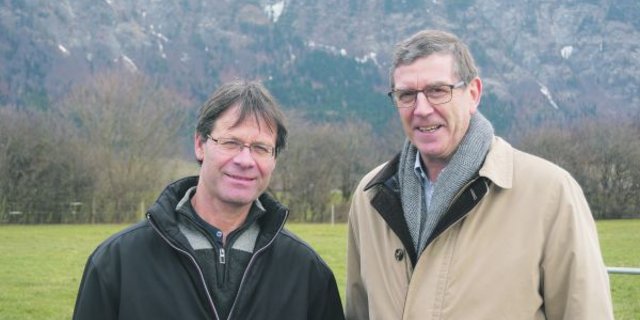 Präsident Martin Huber (rechts) mit dem neu gewählten Vorstandsmitglied Toni Bläsi. (Bild Deborah Rentsch)