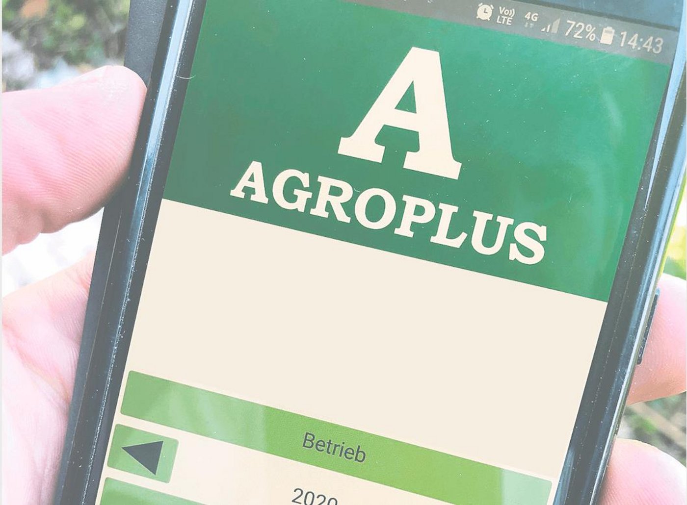 Verschiedene digitale Anwendungen bieten Unterstützung beim Management des Betriebs, des Feldbaus oder der Tierhaltung. Im Bild die App von Agroplus. (Bild Benno Jungo)