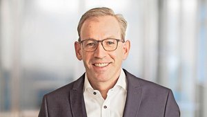 Philipp Wyss ist CEO Philipp Wyss ist CEO der Coop-Gruppe, die im vergangenen Jahr einen Umsatz von 34.9 Milliarden Franken erwirtschaftete.